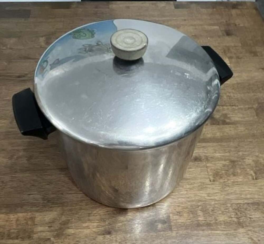 Revere Ware Stock Pot Size 8 Qt 96-1 Stainless Steel Copper Bottom USA